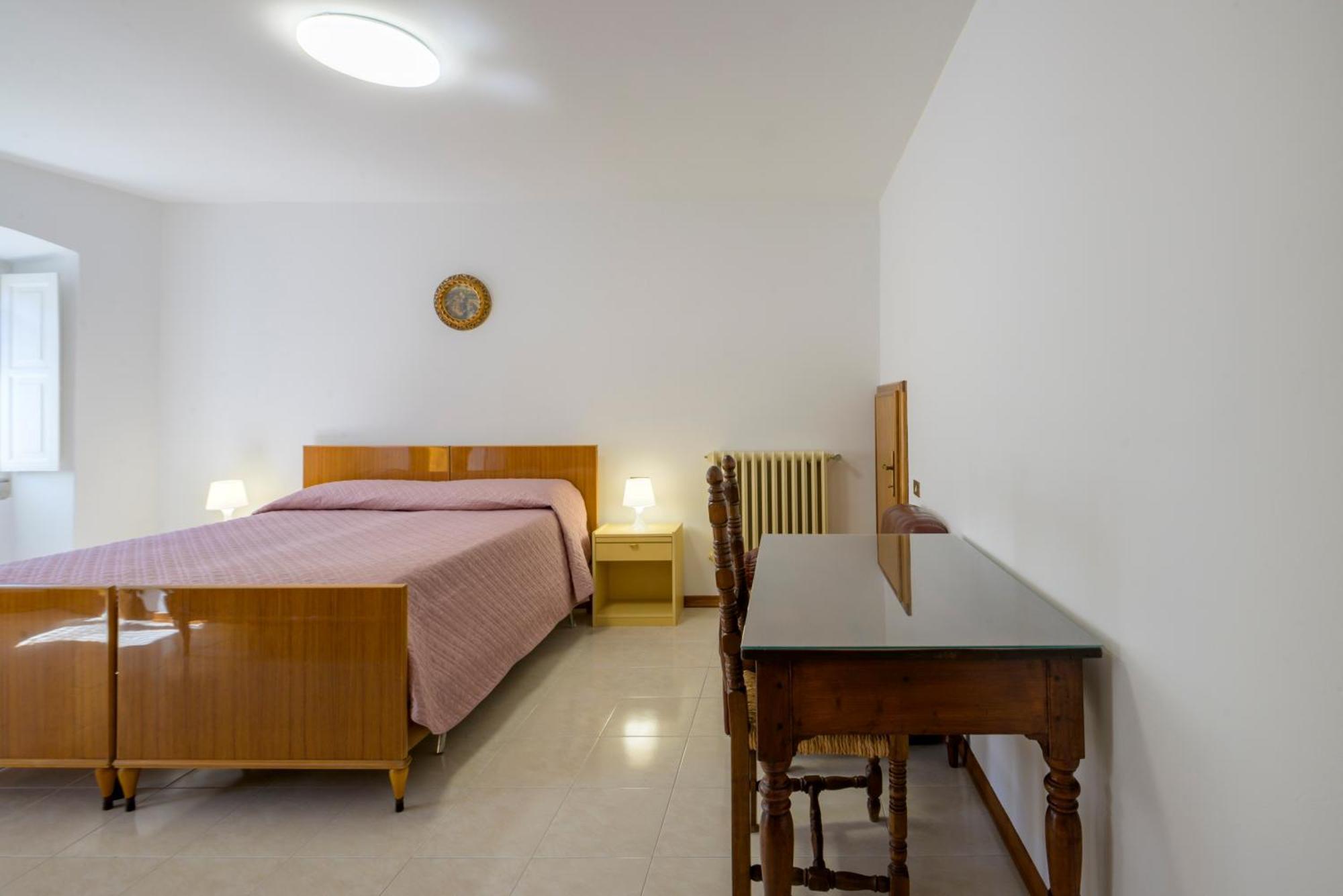 Via Mazzini 23A Apartment Губио Екстериор снимка